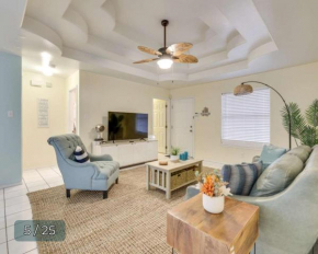 PEBBLES' BEACH HOUSE